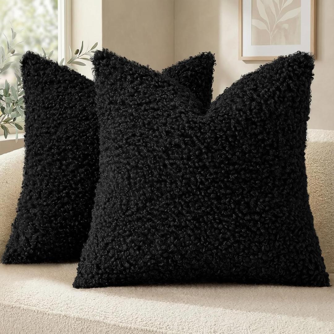 decorUhome Pack of 2 Throw Pillow Covers 18x18 Inch, Faux Fur Decorative Sherpa Pillow Covers Fuzzy Accent Soft Sheepskin Fleece Pillow Cases for Couch Living Room Bed, Black