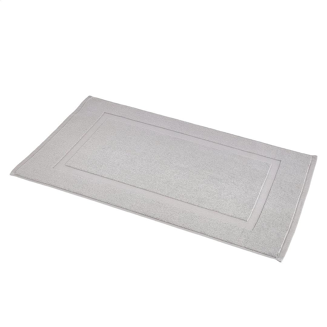 Amazon Basics Banded Bathroom Bath Rug Mat, Machine Washable, 100% Cotton, 31" x 20", Light Gray