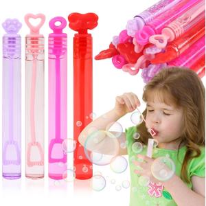 CCINEE 40pcs Spring Bubble Wands for Kids, Mini Bubbles Pink Party Favors Serving Bulk Heart Bubble Wands Spring Outing Valentines Day Gifts Exchange School Rewards Bubble Sticks