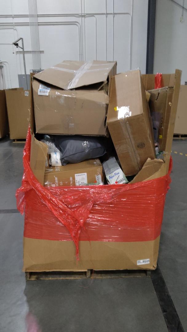 Pallet of Salvage Items