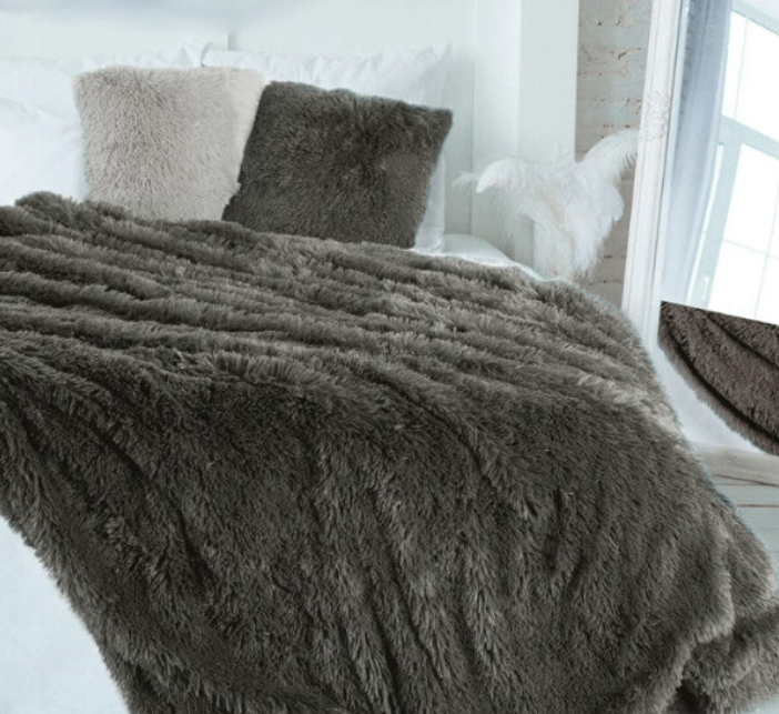 Faux Fur Blanket | Fuzzy Shaggy Blanket
 60x50