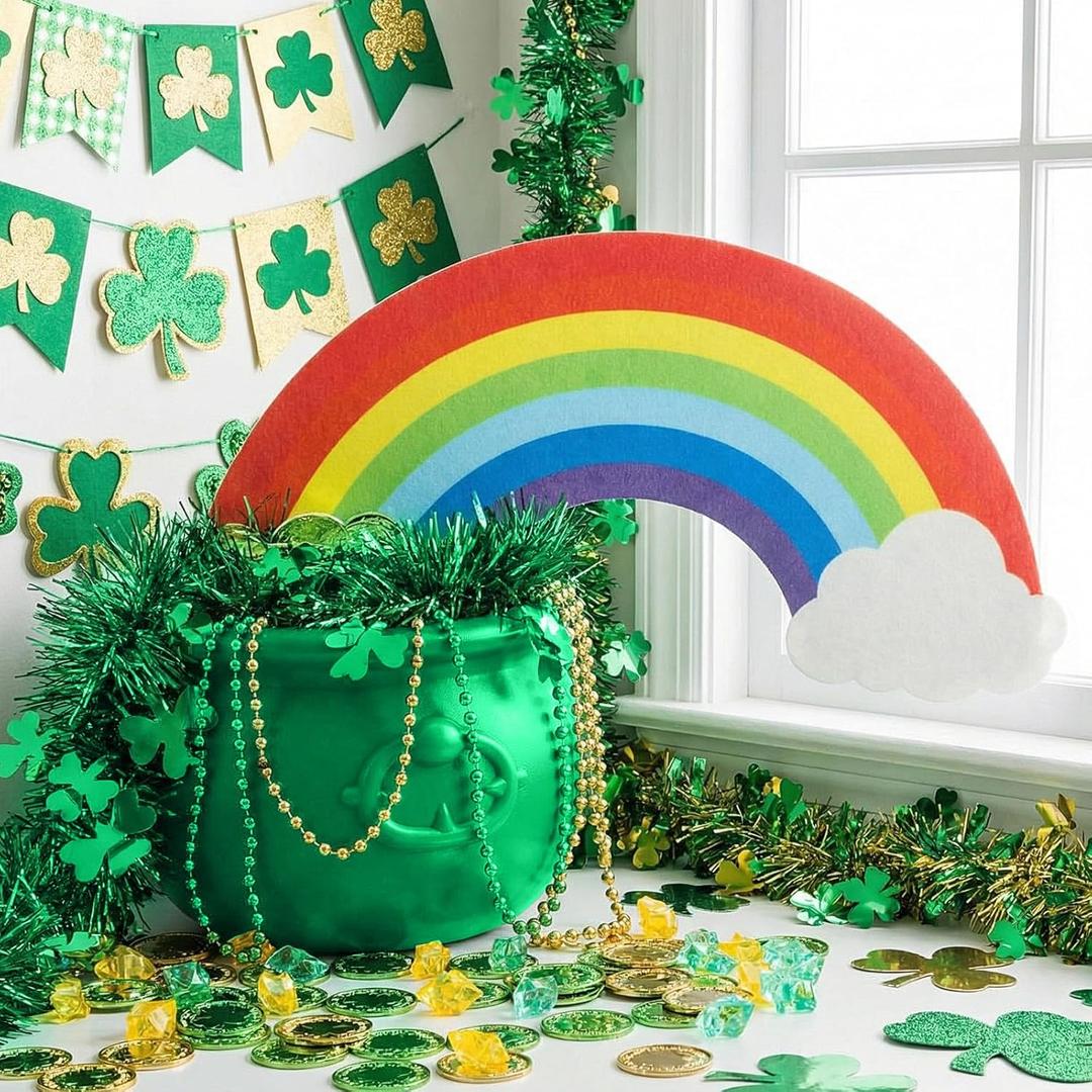 Civaner 207pcs St. Patrick's Day Decorations Set Plastic Cauldron Kettle Rainbow Kit with Green Gold Lucky Coin & Acrylic diamonds & Shamrock leaf & necklace for Irish St Patrick Party Outdoor (Green)