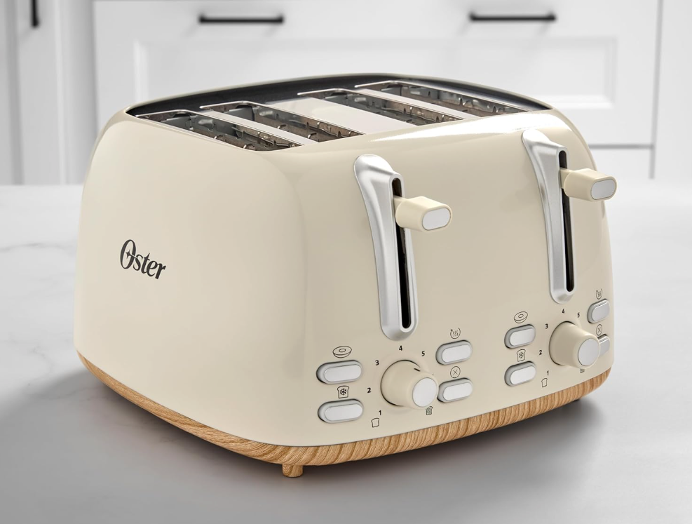 Oster
Oster 4-Slice Toaster with Extra Wide Slots, Oat Milk
