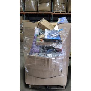 Pallet of salvage items