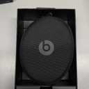 Beats Solo3 - Wireless Bluetooth On-Ear Headphones, Apple & Android Compatible, Up to 40H of Battery Life - Silver (Latest Model)