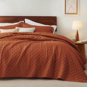 Bedsure Quilts King Size - Lightweight Bedspreads King Size with Basket Weave Pattern, Soft Quilt Bedding Set, Red Orange Comforter Set Coverlet for All Seasons with 2 Pillow Shams (106" x 96")