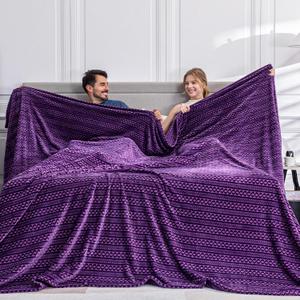 Soft Cozy 120x120 Inches Seamless Oversized King Fleece Blanket, 3D Jacquard Decorative Giant 10'x10' California King Blanket Extra Large for Bed, Sofa, Couch, Travel, Travel, Pueple Chain