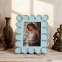 AceOrbit 4x6 Inch Lingt Blue Petal Wave Picture Frame Cute Wavy Edge Resin Scalloped Photo Frame for Desktop Display Home Decor Family Friends Wedding Graduation Gifts