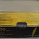 100 Count Heavy Duty Gold Plastic Knives Disposable, BPA-Free, Heat Resistant, Solid and Durable Premium Plastic Disposable Knives for Party Supply