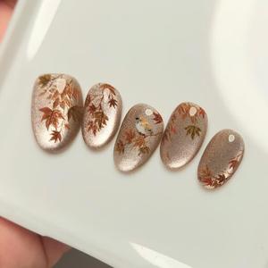 Fall Maple Leaves Press On Nails Gold Fake Nails Short Glitter French False Nails Press Ons With Maple Leaves Design Autumn Glue On Nails Square Glossy Stick On Nails For Women Nail Supplies
