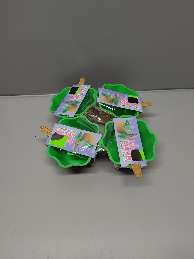 Green Ice Cream Bowl & Spoon Set, Pack of 4