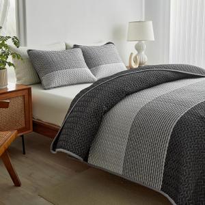 Flysheep Boho Striped Quilt Set King Size, 3 Pcs Grey and White Reversible Bedspread, Brushed Microfiber Coverlet for All Season, 1 Quilt + 2 Pillow Shams