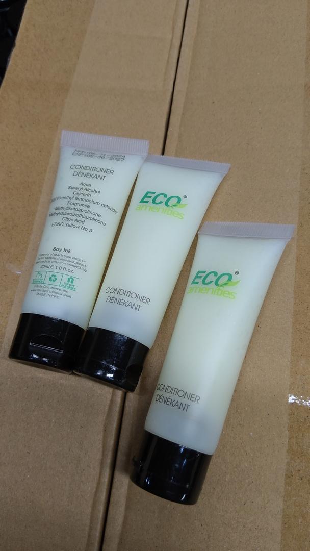 ECO AMENITIES Travel Size Conditioner - 200 PACK, 30mL, 1 oz Hotel Conditioner Bulk Supplies for Guests - Green Tea Scent Eco Conditioner, Mini Conditioner with Flip Cap