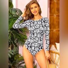 Floerns Women's Cut Out Scoop Neck Long Sleeve Rashguard One Piece Swimsuit XL