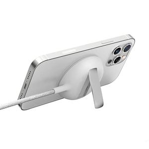 ZGear Adaptive Magnetic Wireless Pad With Kickstand white