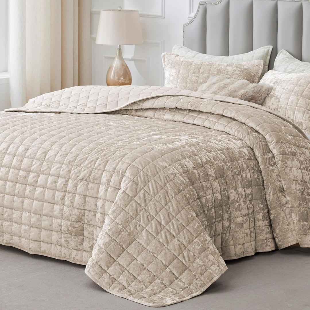 BEDELITE Velvet Quilt Set King Size - Luxury Velvet Comforter Bedding Set 3 Pieces, Soft Cozy Urban Taupe Oversized Bedspread Coverlet for All Seasons with 2 Pillow Shams