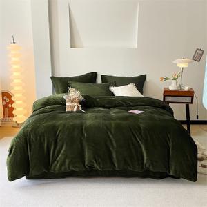 Luxlovery Army Green Velvet Comforter Set - Dark Green Flannel Bedding - Modern Winter Warm Comforter Set (Full)