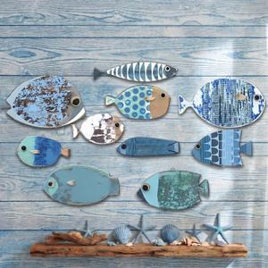 10 Pcs Fish Wall Decor Wooden School of Fish Wall Hanging Decor Wood Beach Wall Art Nautical Theme Bathroom Coastal Ocean Home Decorations Gifts, Not 3D Pattern