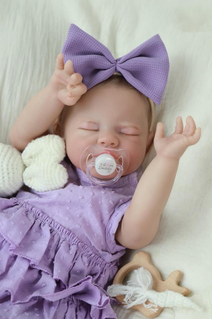 WOOROY Realistic Reborn Baby Dolls Girl - 20 Inch Lifelike Newborn Doll Real Life Weighted Soft Cloth Body with Gift Box Accessories for 3+ Kids