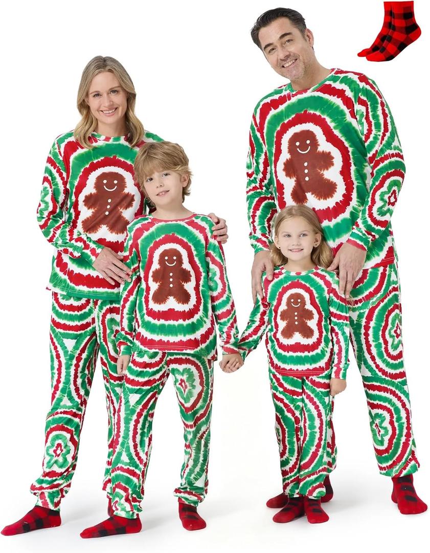 PATPAT Family Matching Christmas Pajamas, Tie Dye Pjs Sets with Snowman & Gingerbread, Includes Plaid Socks for Family (Green, M)