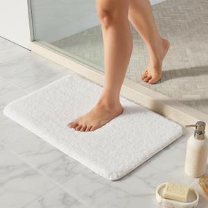 TYUU White Bathroom Rugs, Ultra Soft Bath Rugs Non Slip Washable, Super Absorbent Quick Dry Small Bath Mat with Rubber Backing for Bathroom Floor, Shower, or Sink, White 16" x 24"