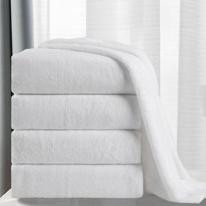 MINCHI 4 Piece Oversize Bath Towels Set, Ultra Soft Absorbent Bathroom Towel for Home and Hotel Shower Towel Oversized Bath Sheet, 35x70 Large Bath Towels 600 GSM, White
