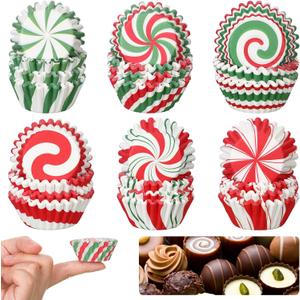600 Pcs Christmas Party Cupcake Liners Christmas Paper Baking Cups Mini Muffin Liners Small Cupcake Wrappers Xmas Paper Candy Cups for Santa Holiday Chocolate Cake Making Supplies (Classic)