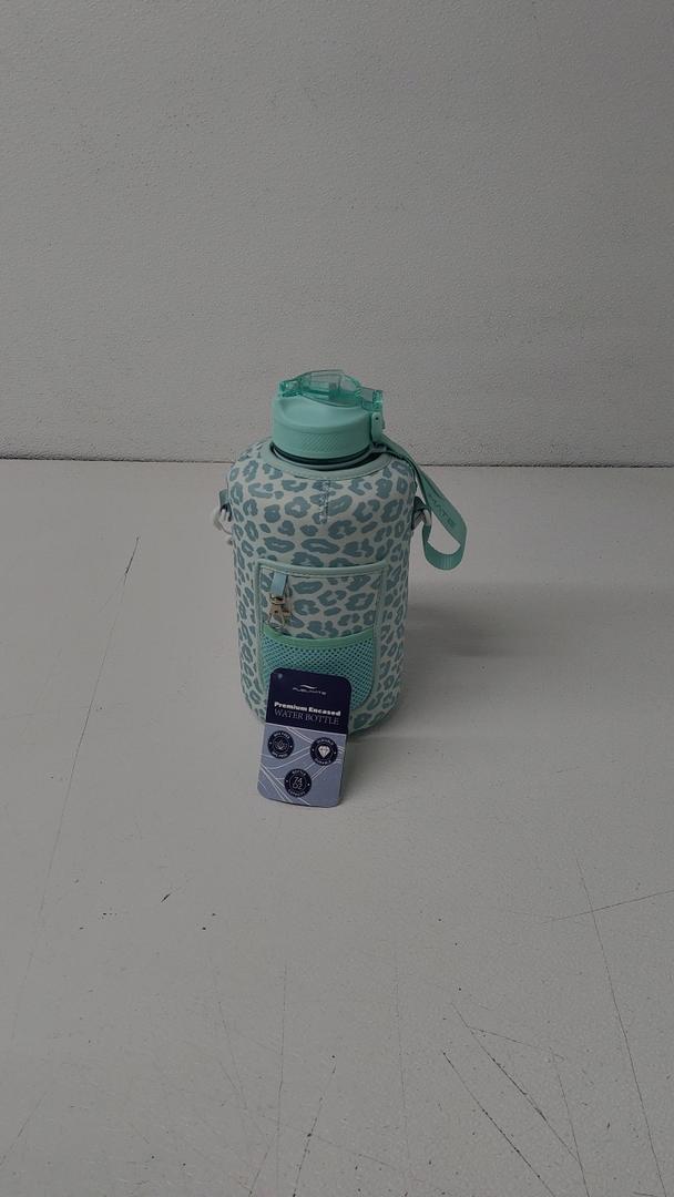 Fuel Mate 74 oz Water Bottle With Case, Green