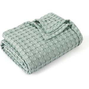Bedsure Cooling Cotton Waffle Twin XL Blanket - Lightweight Breathable Blanket of Rayon Derived from Bamboo for Hot Sleepers, Luxury Throws for Bed, Couch and Sofa, Sage Green, 66x90 Inches