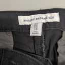 Amazon Essentials Women's Mid-Rise Slim-Fit 5 Inch Inseam Khaki Short, Black, 18
