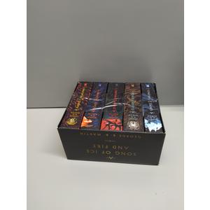 George R. R. Martin's A Game of Thrones 5Book Boxed Set (Song of Ice and Fire Series)