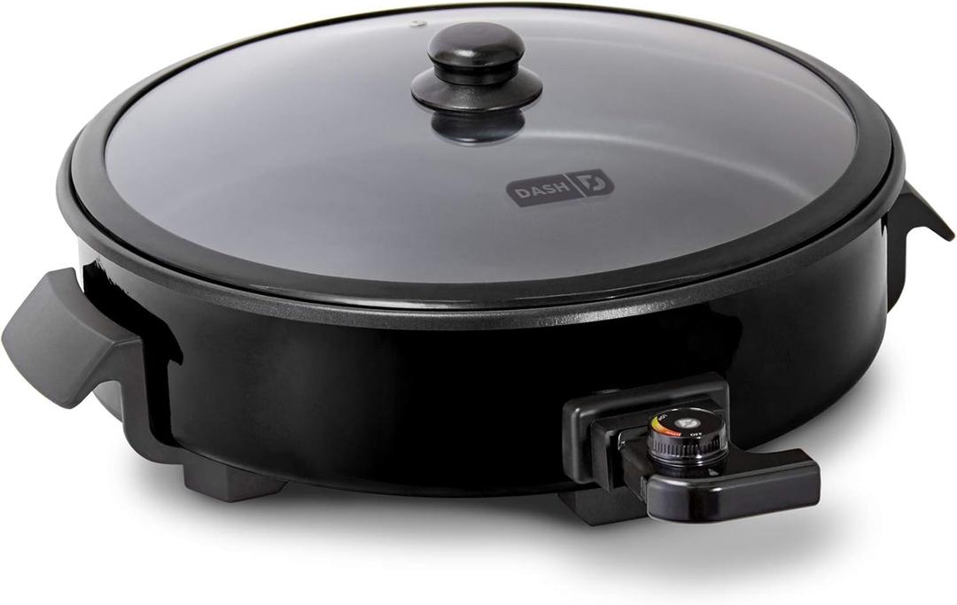 Dash Family Size Electric Skillet with 14 inch Nonstick Surface + Recipe Book for Pizza, Burgers, Cookies, Fajitas, Breakfast & More, 20 Cup Capacity, 1400-Watt - Black