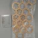 Peryiter 5 Pcs Metal Bee Wall Art Farmhouse Honey Bee Honey Comb Decor Wire Metal Wall Decor Hanging for Living Room Garden Bedroom Office Home(Gold)