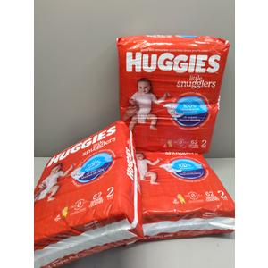 Huggies Size 2 Diapers, Little Snugglers Baby Diapers, Size 2 (12-18 lbs), 186 Count (3 Packs of 62), Packaging May Vary