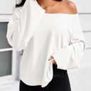 Fisoew Womens Off The Shoulder Tops Sweatshirts Lightweight Oversized Pullovers Long Sleeve Y2k Loose Fit Tunic Tops (White, L)