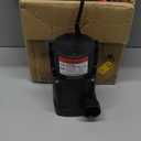 Sump Pump, Submersible Water Pump, 1/2HP Submersible Pump, Water Removal Pump With 10Ft. Garden Hose for Pool Draining, Hot Tub & Basement, Portable Pump with 25ft Long Cord & Garden Hose Adapter