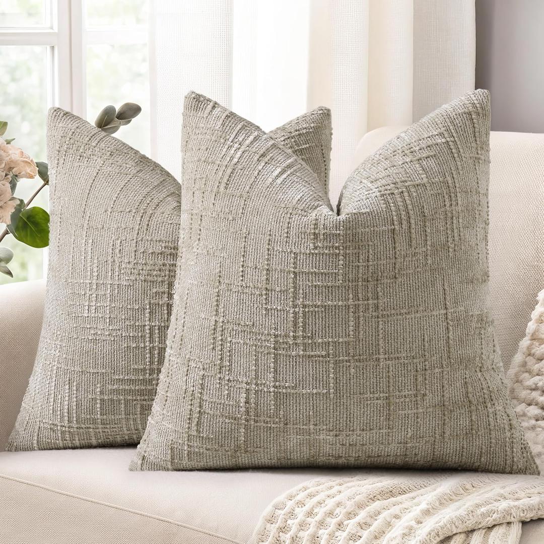 decorUhome Light Brown Chenille Throw Pillow Covers 18x18 Set of 2 Textured Soft Cozy Slubby Couch Pillow Covers Modern Farmhouse Boho Decorative Pillow Cases for Bed Sofa Living Room