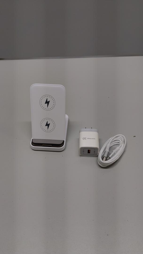 Fast Wireless Charging Station for Google Pixel 10/9a/9/9 Pro/9 Pro XL/Fold/8 Pro/8a/8/7 Pro, Android Phone Wireless Charger Stand Desk with QC3.0 Adapter for Samsung Galaxy S25/S24 Ultra iPhone 17 16