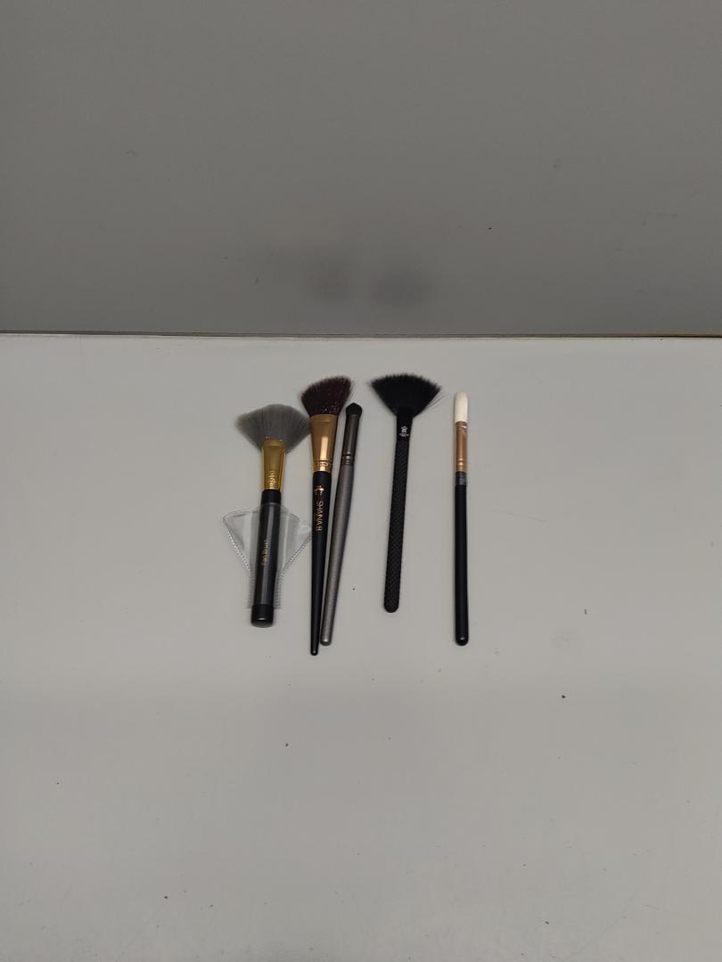 Shaina B Makeup Brush Set