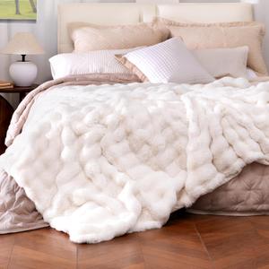Ultra Soft Cozy Faux Fur Throw Blanket, Fuzzy Plush Thick Bubble Blanket, Oversize Luxury Fluffy Blanket for Couch, Bed, and Living Room, 60x80 Inches, Cream White