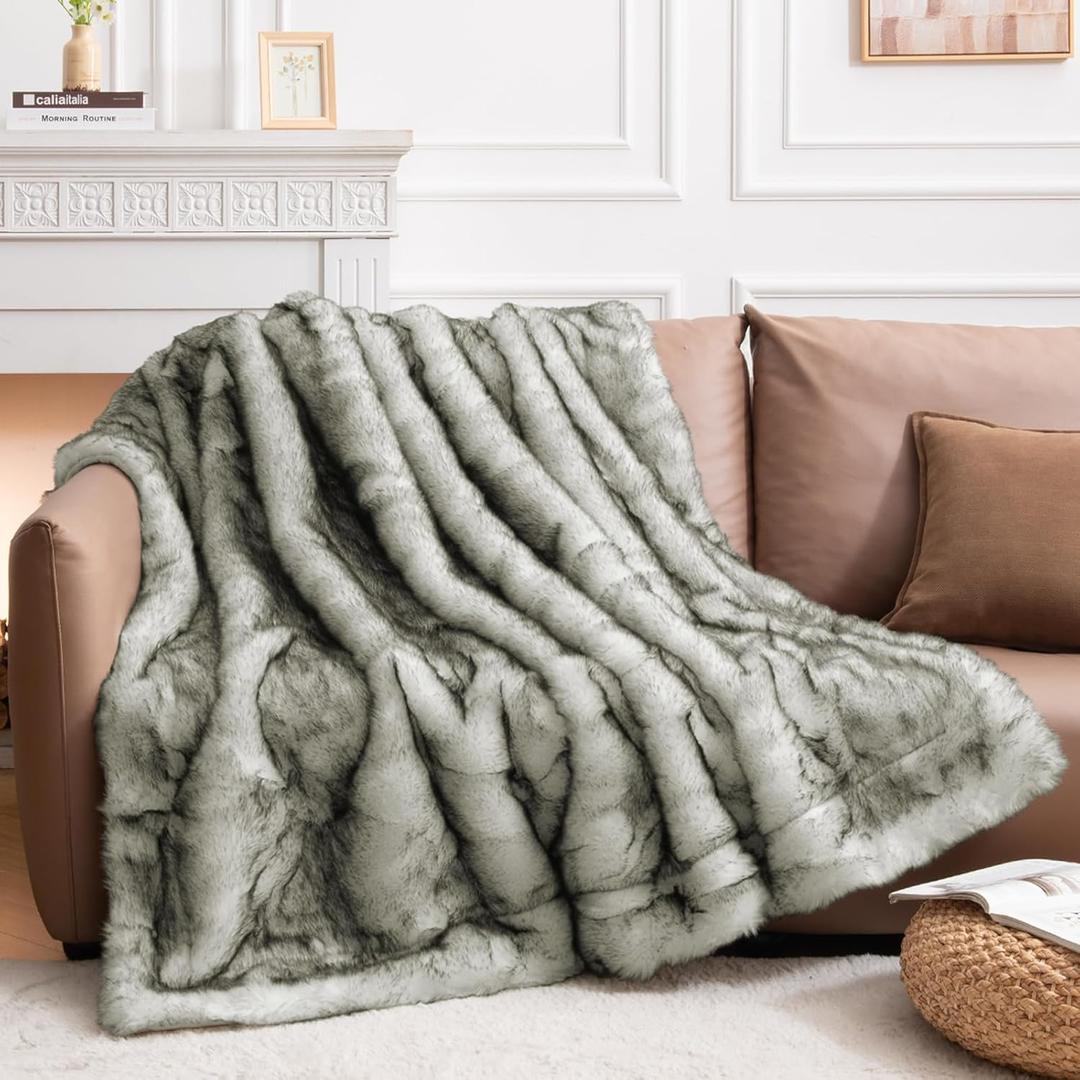 HOMFINE Luxury Faux Fur Blanket - Super Thick Warm Long Fluff Fuzzy Throw Blanket for Bed, Sofa, Couch, Home Decor with Soft Cozy Plush Velvet Back, 60"x80", Off-White with Grey