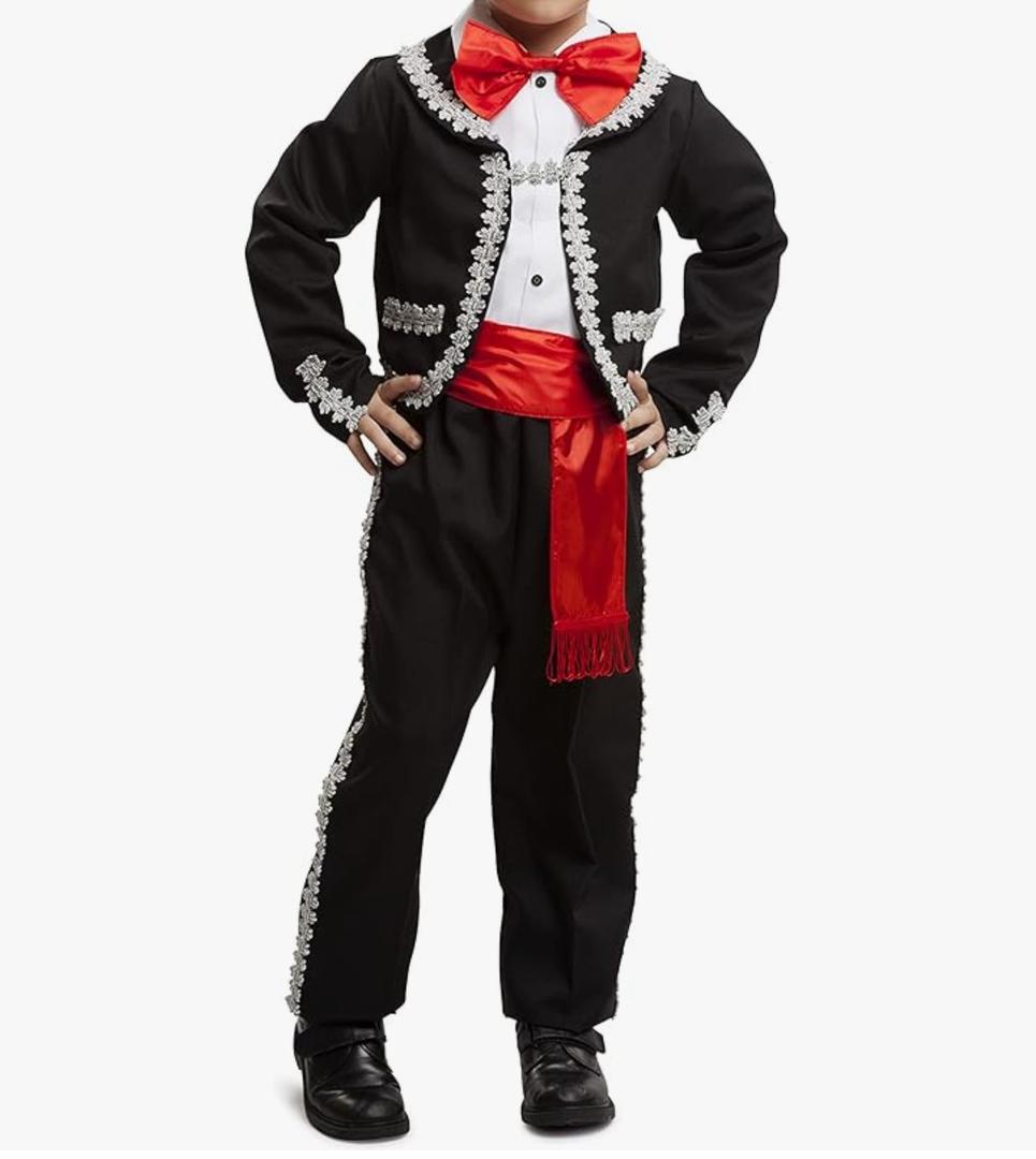 Dress Up America Traditional Mariachi Costume For Boys - Mexican Dress Up Set For Kids - Jacket, Pants, Bow-Tie And Sash (4-6) S