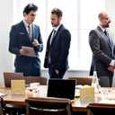 24 Pieces Napkin Holder Plastic Napkin Holder Fan Design Tissue Dispenser Freestanding Fan Shaped Organizer Paper Napkin Holder Stand for Kitchen Restaurant Home Bar, 5.91 x 2.95 x 1.57 Inch (White)