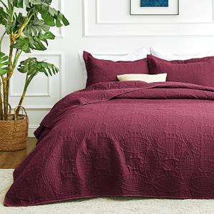 Love's cabin King Size Quilt Bedding Set Burgundy Bedspreads - Bed Lightweight Bedspread Comforter - Coin Pattern Bedding Coverlet for All Season - 3 Pieces (1 Quilt, 2 Pillow Shams)
