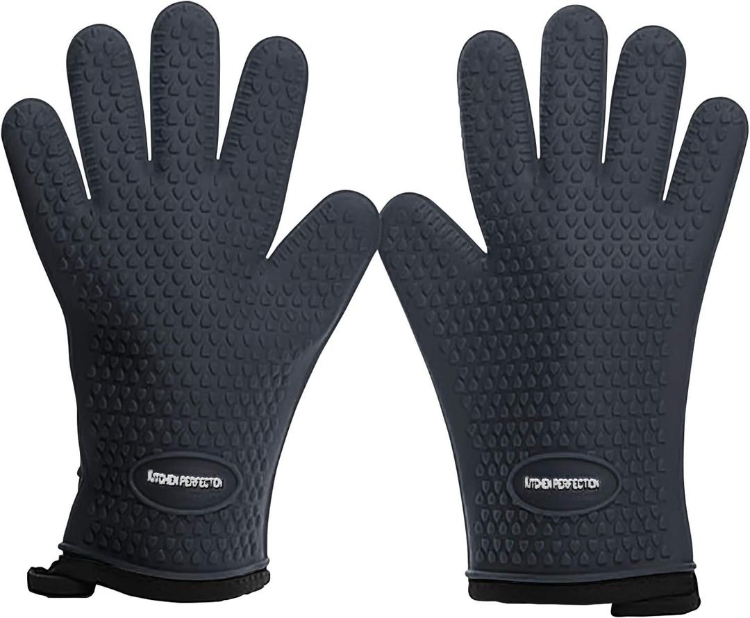 KITCHEN PERFECTION S Silicone Smoker Oven Gloves -Extreme Heat Resistant BBQ Gloves -Handle Hot Food Right on Your Grill Fryer Pit|Waterproof Oven Mitts |Superior Value Set+3 Bonuses (Gray)