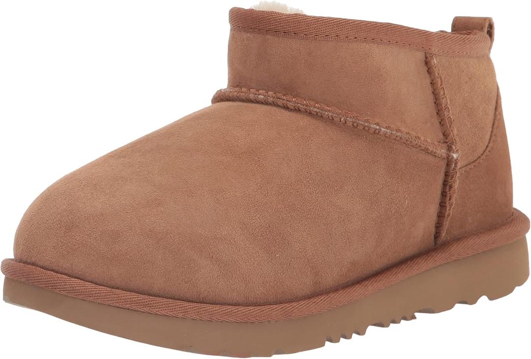 UGG Kids' Classic Ultra Mini Boot (12 Little Kid, Chestnut)
