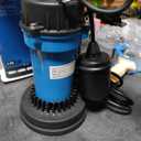 FOTING 3/4HP Submersible Sump Pump,4500 GPH Cast Iron Sewage/Effluent Pump,Automatic Tethered Float Switch,Septic Pump for Basement,Septic Tank,Basin,Sewage Well,1-1/2" NPT Discharge, Dark Blue