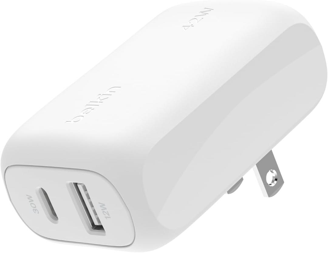 Belkin 42W Dual Port Charger Block, USB-C + USB-A Charger - Super Fast Charging - Samsung Galaxy S25, Apple iPhone 16, 15, 14, 13, Pro, Plus, iPad, MacBook, Pixel, Nintendo Switch 2 & More - White