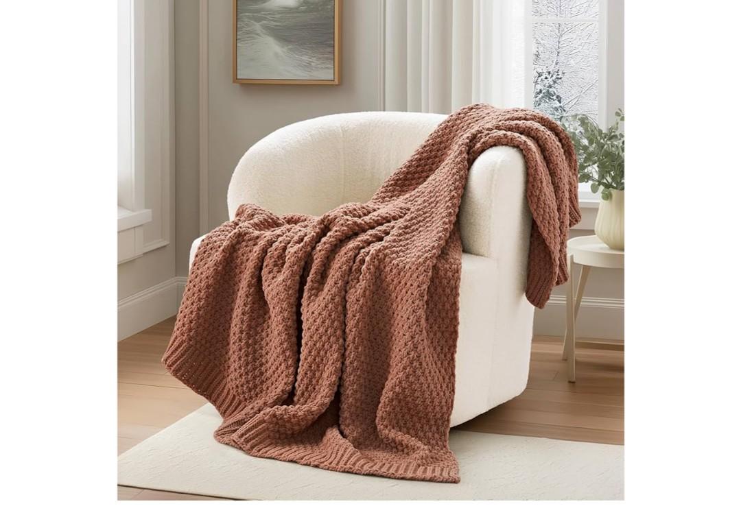 EVERGRACEHOME Chunky Chenille Knit Throw Blanket for Couch, Soft Luxurious Moss Stitch Blankets for Bed, Cozy Decorative Farmhouse Knitted Throws for Sofa, Terracotta Clay, 50" x 60"