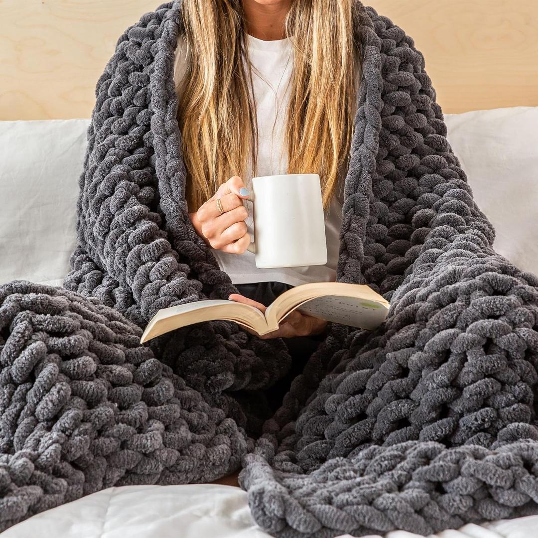 SAMIAH LUXE Chunky Knit Blanket Throw 50x70, Grey Chenille Chunky Knit Throw Blanket for Living Room Decor or Boho Decor, Thick Yarn Knitted Blankets for Couch or Bed, Cable Knitted Crochet Blankets (Graphite)